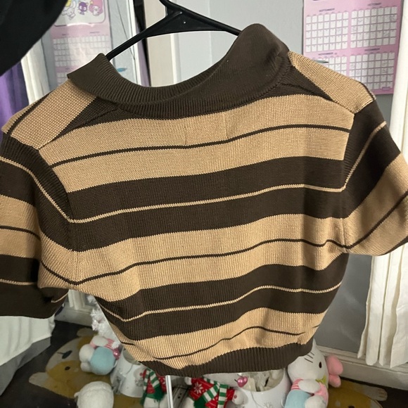 Cute Hispanic shirt. Brown and black. Wore only just to try on! - Picture 2 of 3